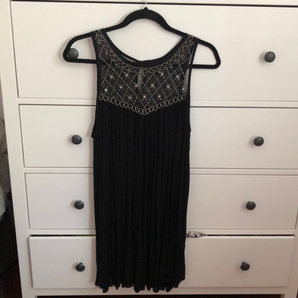 Little black dress w/ embroidery